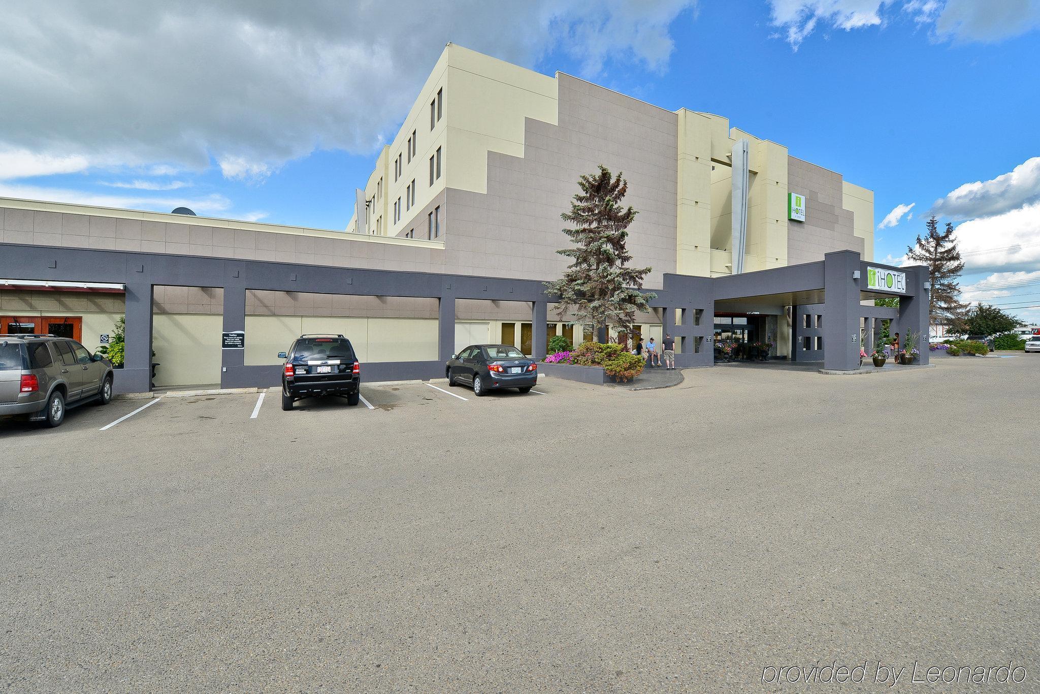 Ihotel & Conference Centre Red Deer Eksteriør bilde